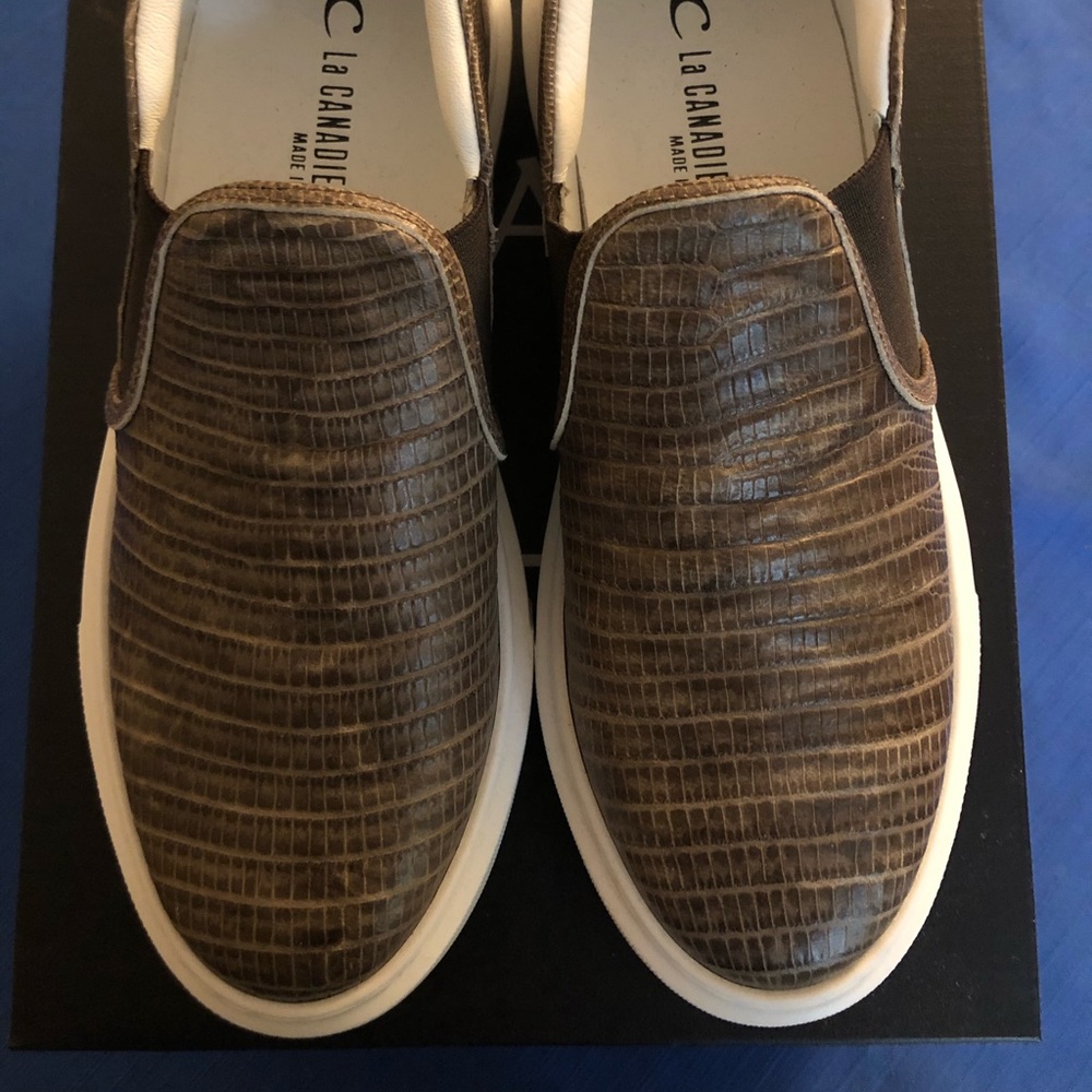 La Canadienne Snake print slip-on sneakers. Never worn out.